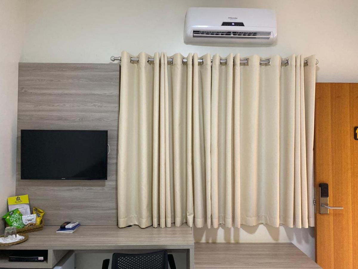Rossi Hotel Comodoro Экстерьер фото